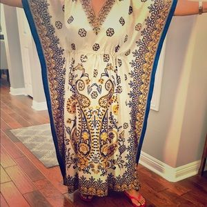 Caftan. Empire waist.